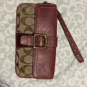 Coach wristlet (vintage style)